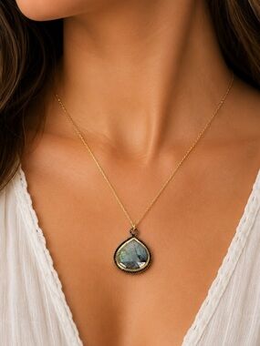 NEW - Boho Chic 18K Gold Vermeil & Oxidized Silver Genuine Labradorite Necklace